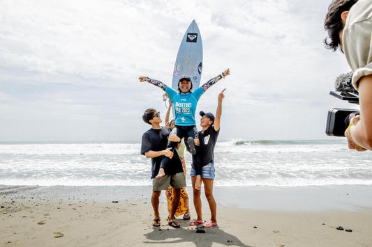 佐藤李(さとうすもも)が優勝! WSL QS1000『OMAEZAKI PRO 2023』
