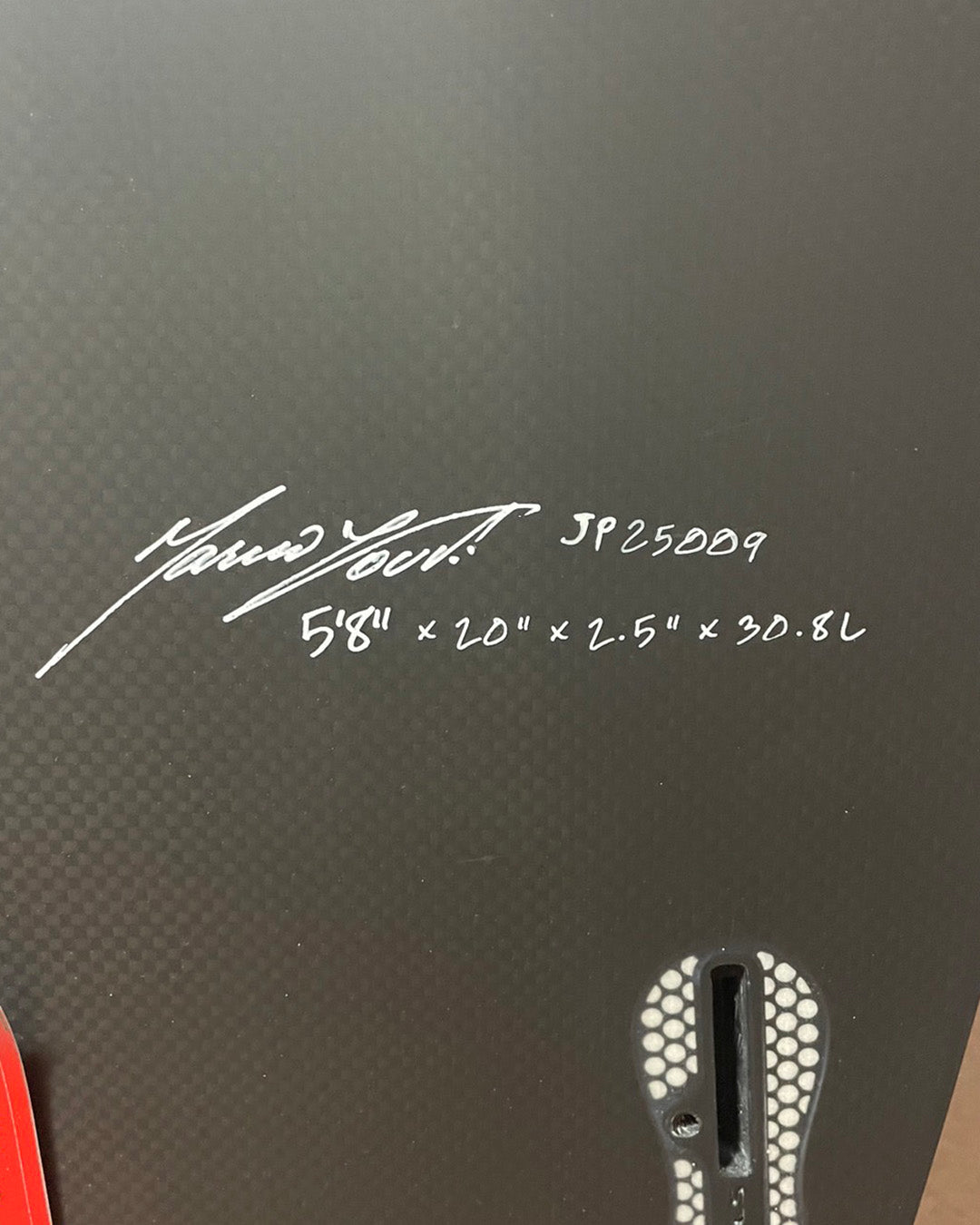 千葉一宮在庫 C1-LITE(フルカーボン)Modern2.5 5'8" x 20" x 2.5" 30.8L