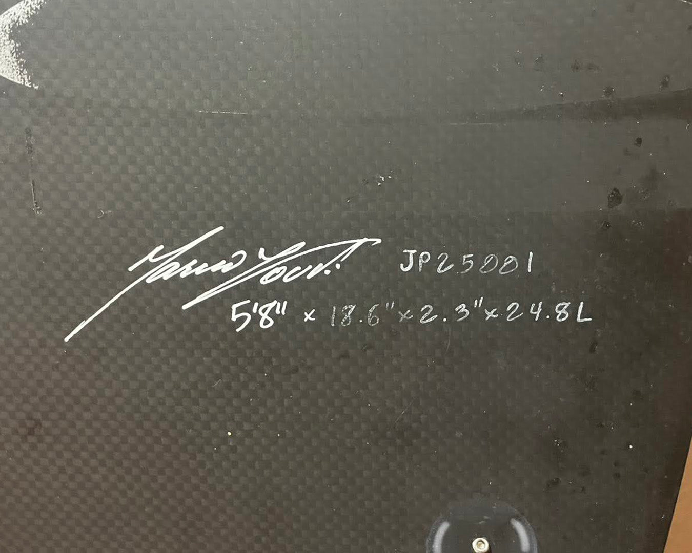 千葉一宮在庫 C1-LITE（フルカーボン）HT2.5  5'8" x 18.6" x 2.3" 24.8L #25001