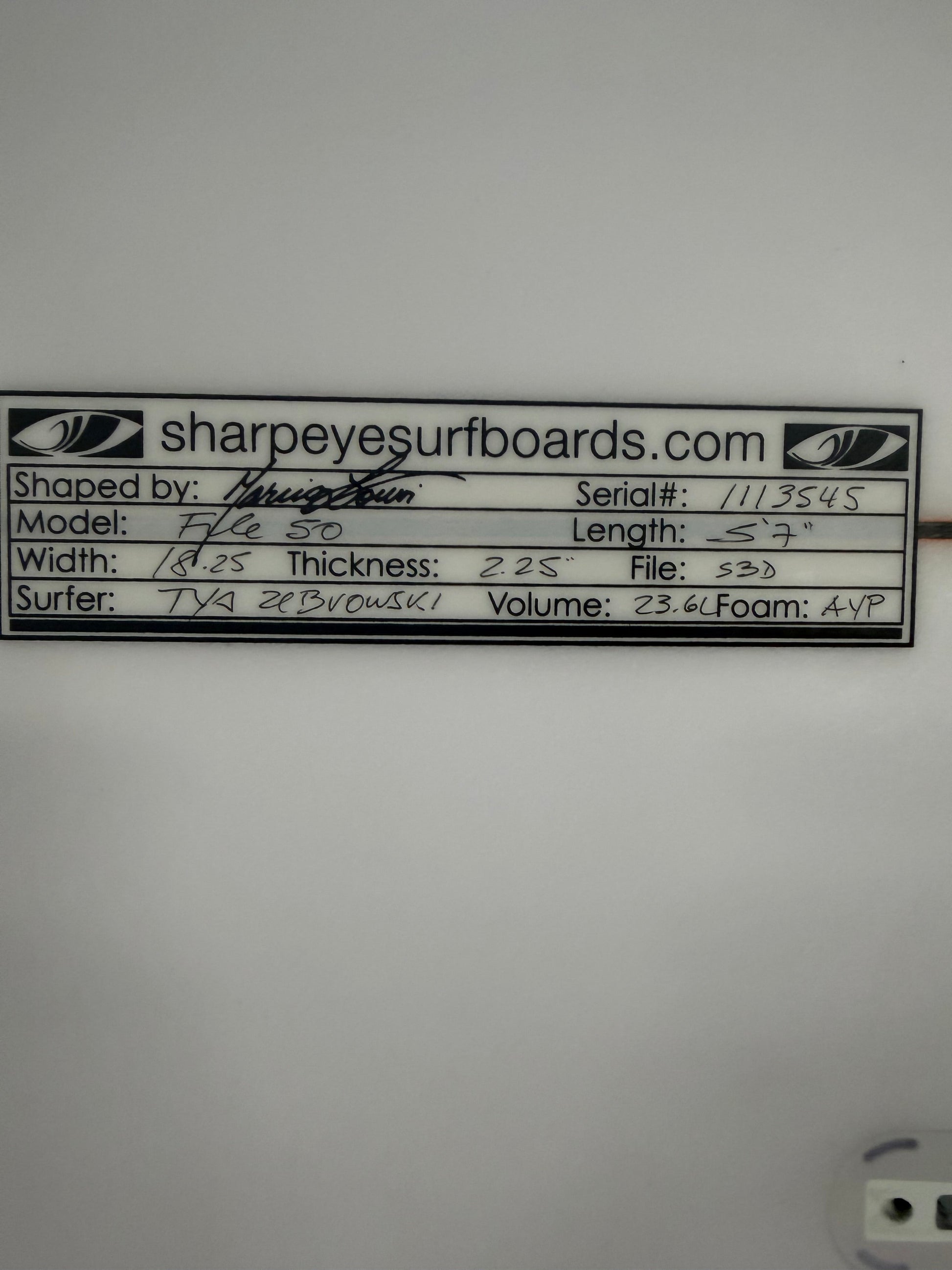 USA工場在庫 中古 Tya Zebrowski File 50 5'7" x 18.25" x 2.25" 23.6L