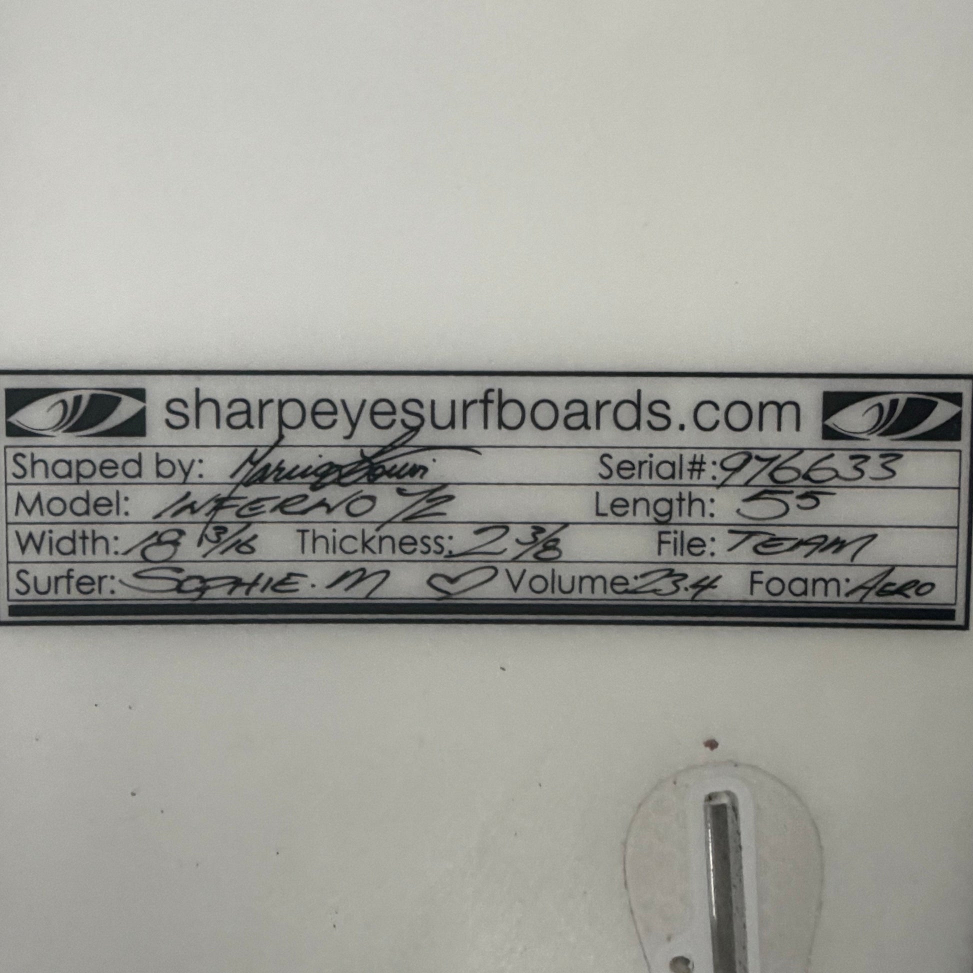 USA工場在庫 中古 Epoxy With Stringer Inferno 72 5'5" x 18.19" x 2.38" 23.4L