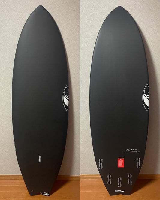 千葉一宮在庫 C1-LITE（フルカーボン）Zipper 5'6" x 20" x 2.5"  31.1L